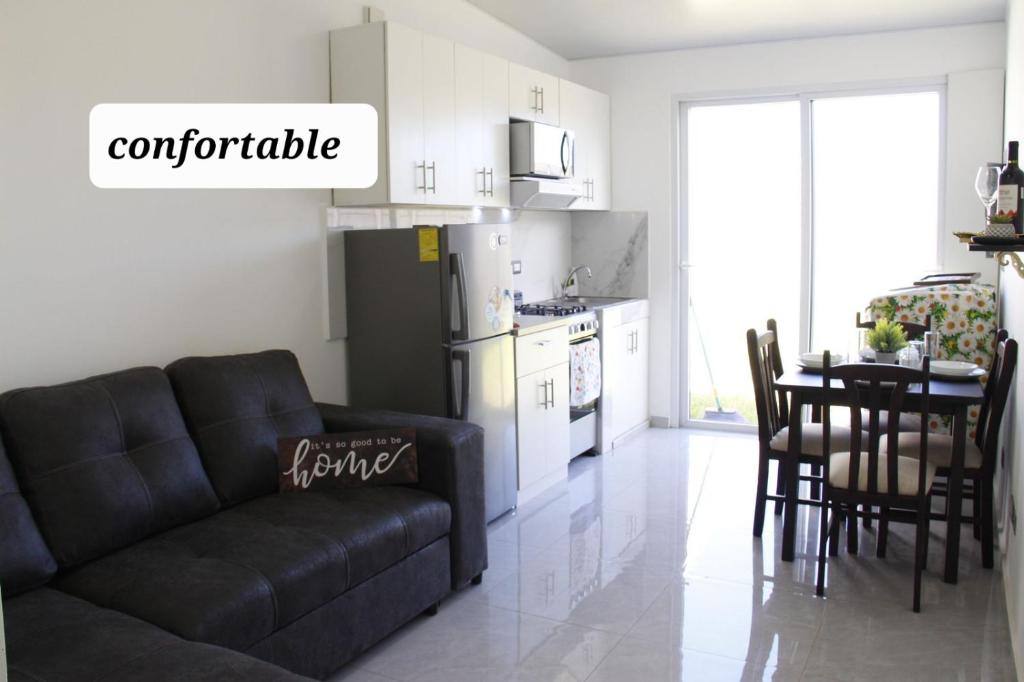 Residencial Privada Nueva San miguel, casa Flores