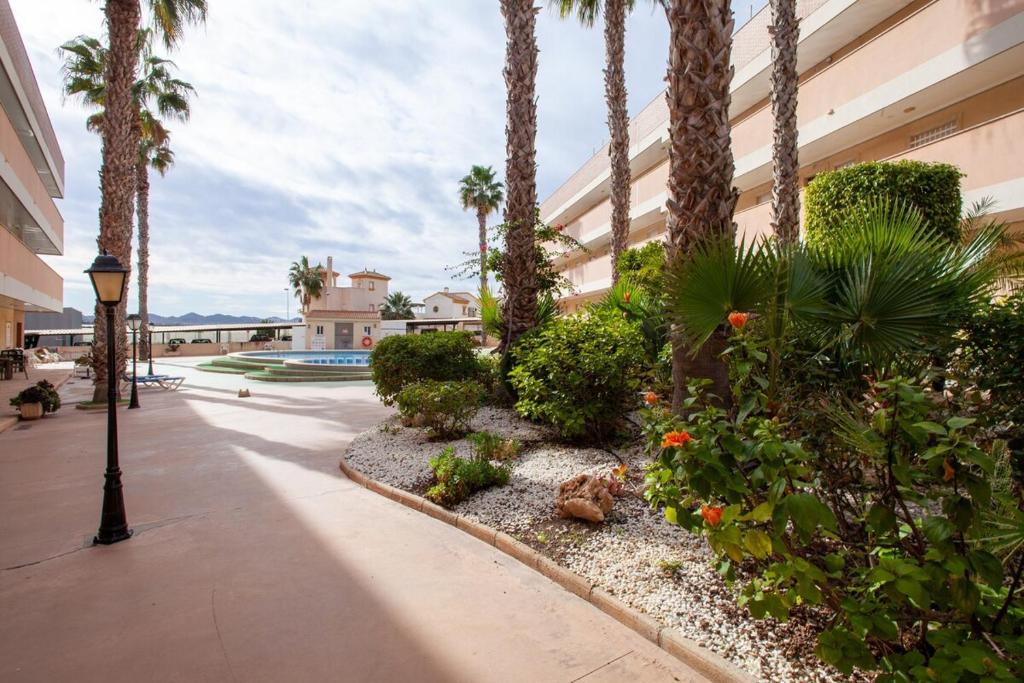 APARTAMENTO EL PALMERAL LOS NIETOS CERCA DE LA MANGA photo 2