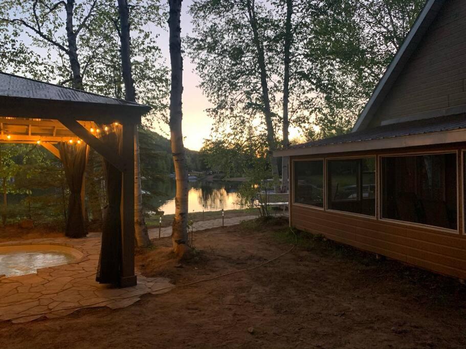 Chalet/SPA l'Oasis avec plage privée, bord du lac! photo 4