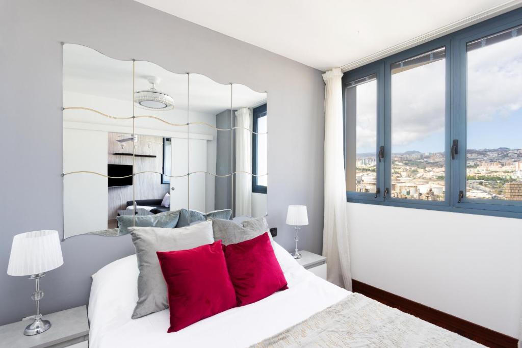 EDEN RENTALS Panoramic Luxury Views photo 1