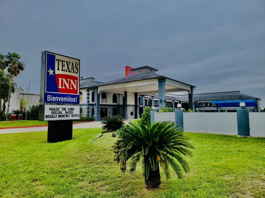 Texas Inn & Suites Raymondville image