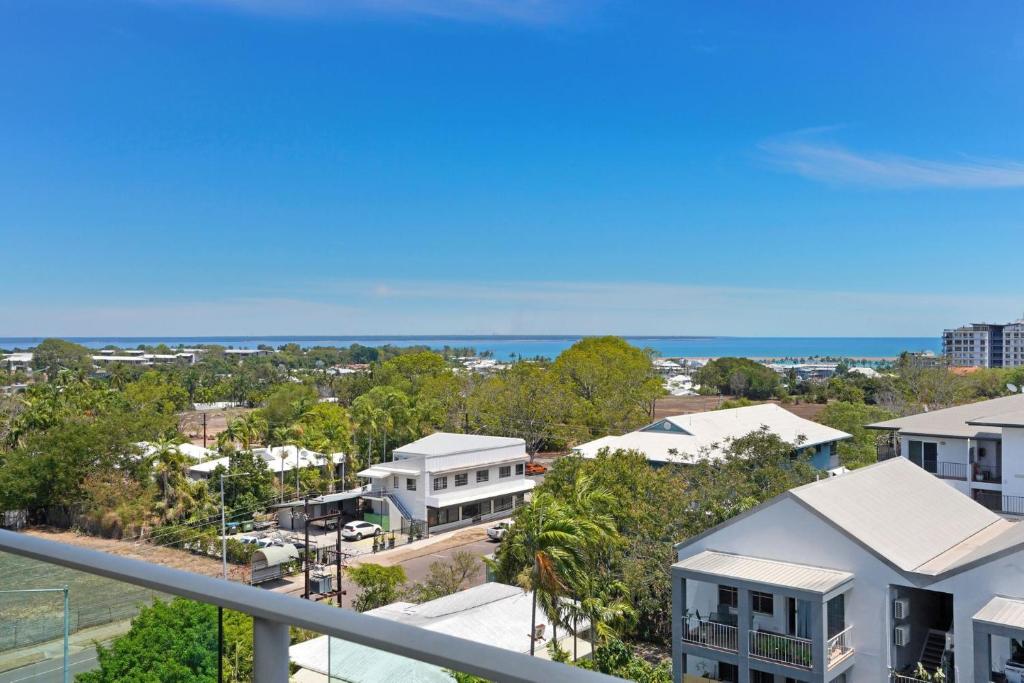 Exclusive Luxury Entire Floor 3 Bedroom Apartment photo 1
