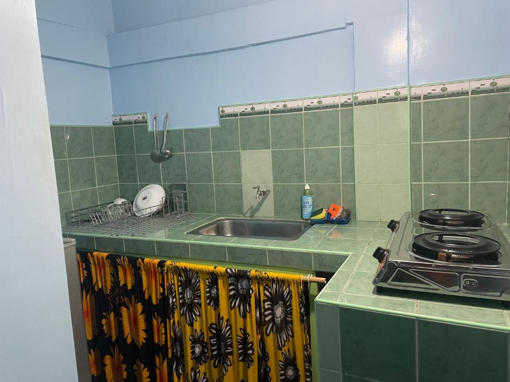 Blue Lagoon Guest house for Backpakers photo 2