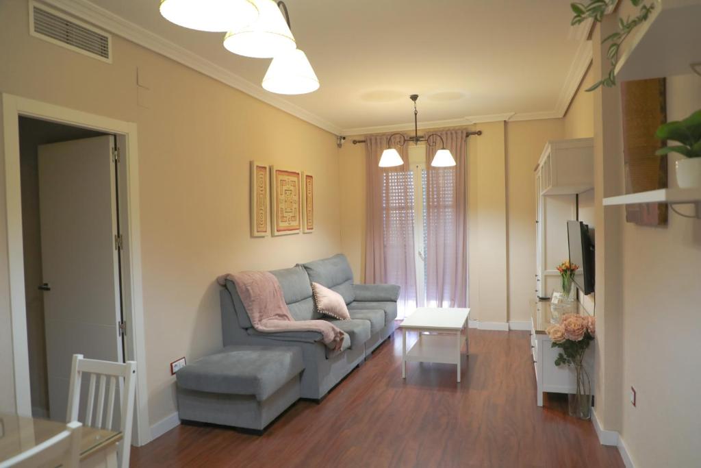 VICTORIA HOME