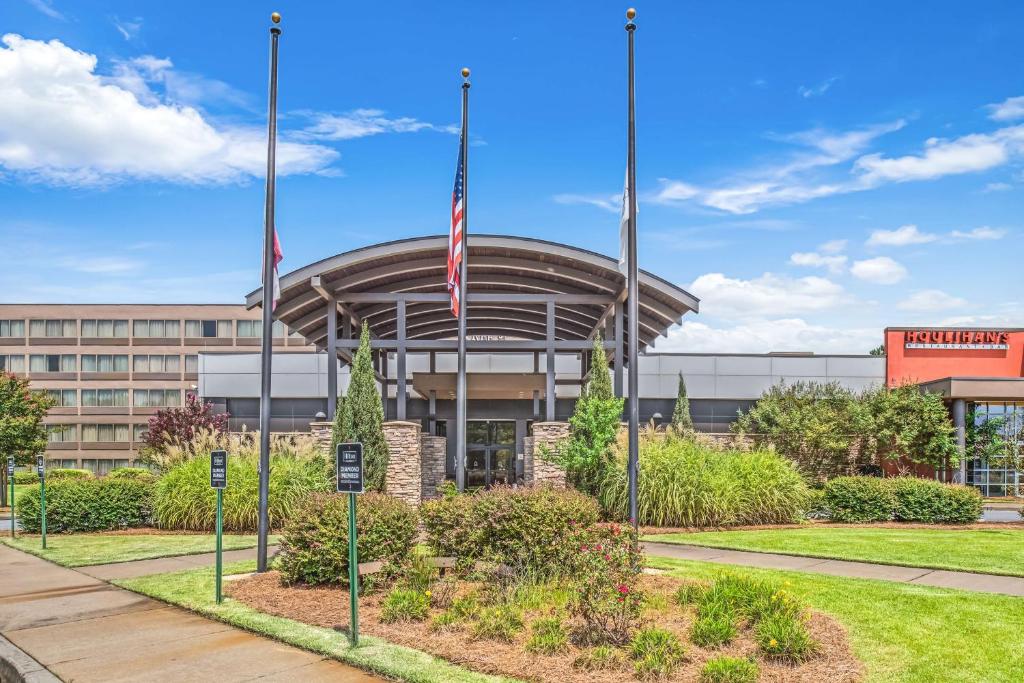 DoubleTree by Hilton Columbus image