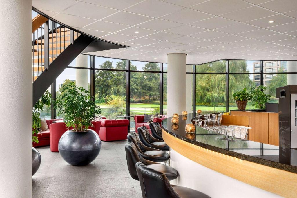 Amedia Amsterdam Airport, Trademark Collection by Wyndham - Free Parking photo 3