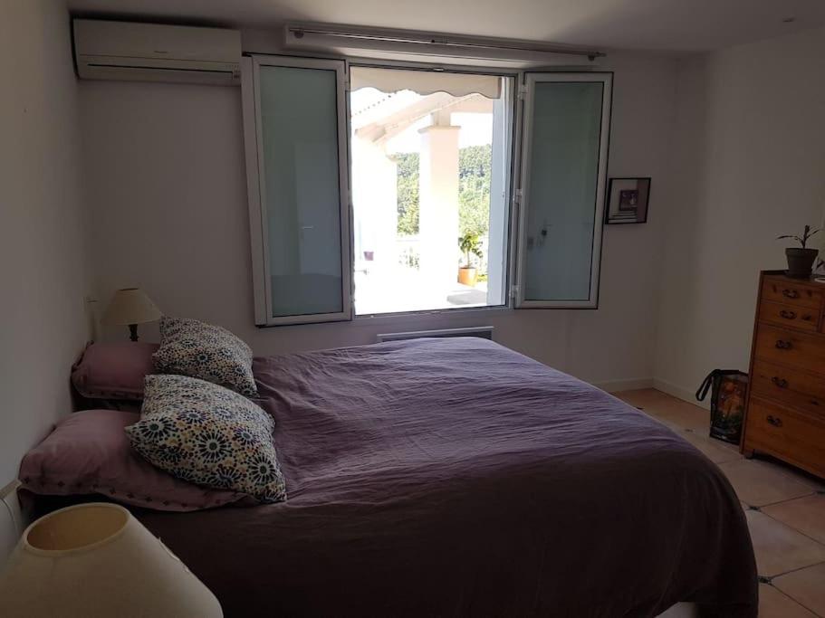 Charmante villa 4 chambres, piscine et superbe vue photo 3