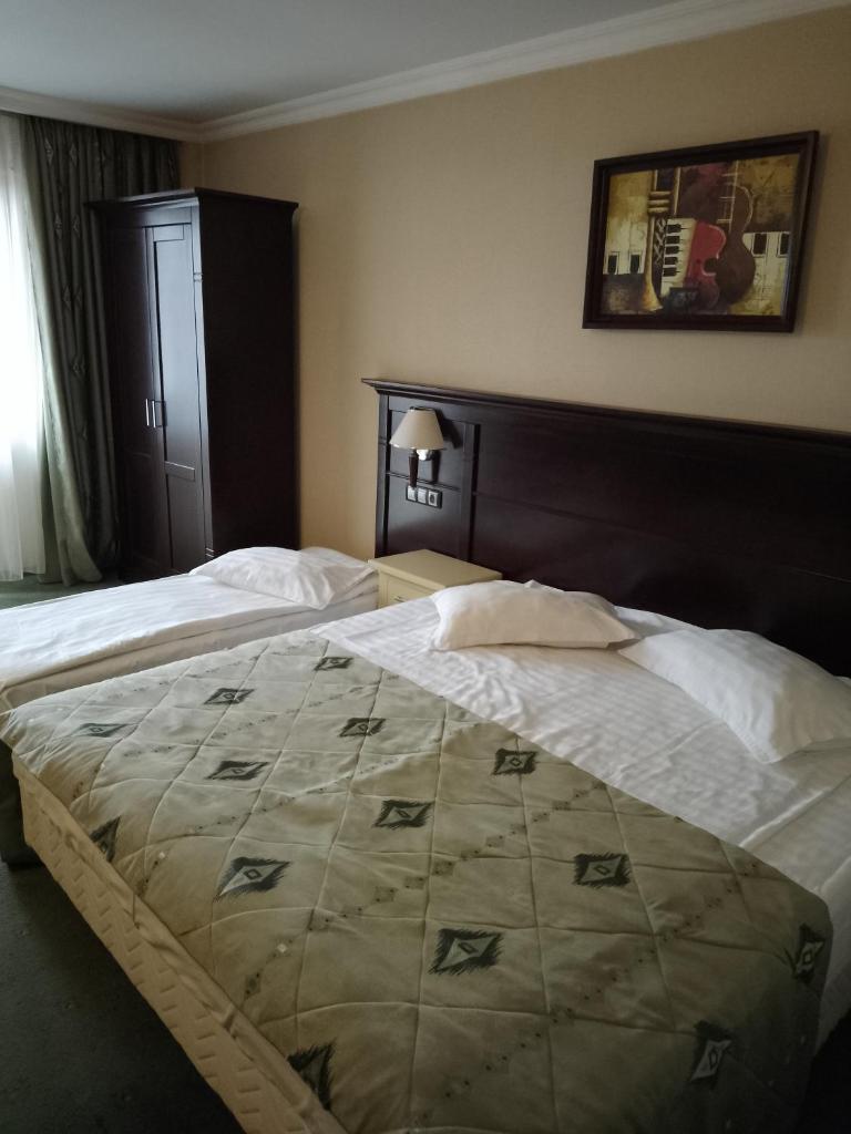 Hotel Rapsodia City Center photo 4