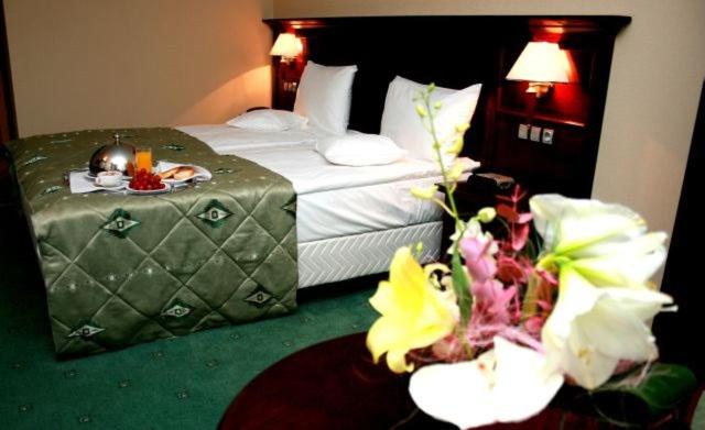 Hotel Rapsodia City Center photo 2