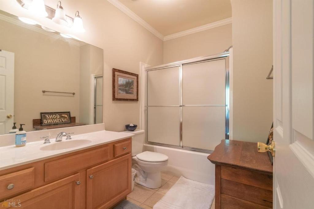 Riverfront home within walking distance of Helen photo 3
