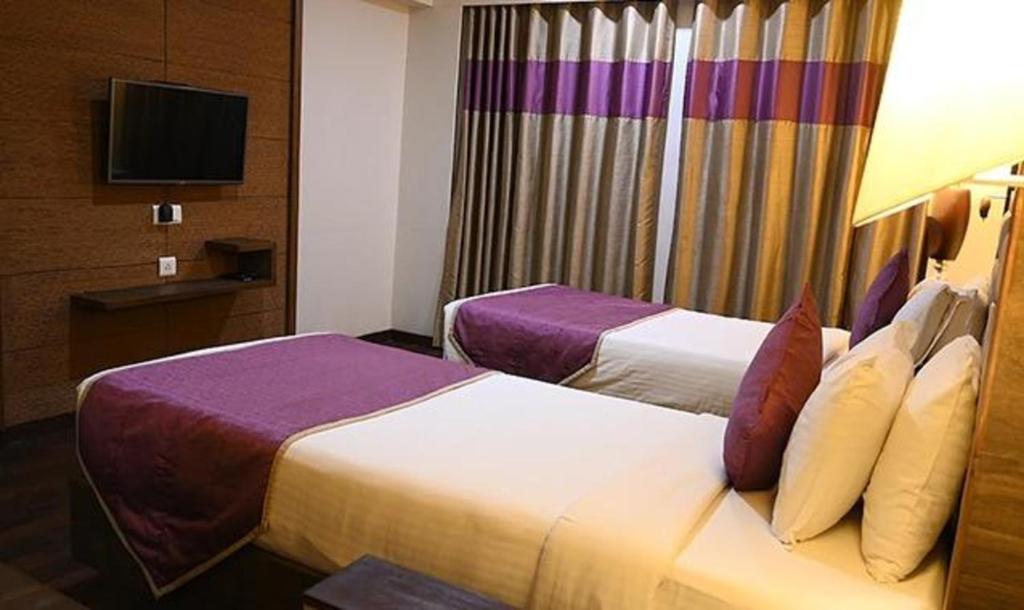 FabHotel Prime Ace Grand photo 4