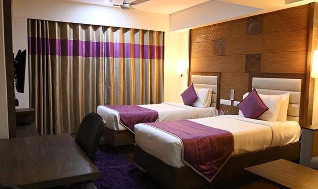 FabHotel Prime Ace Grand photo 1