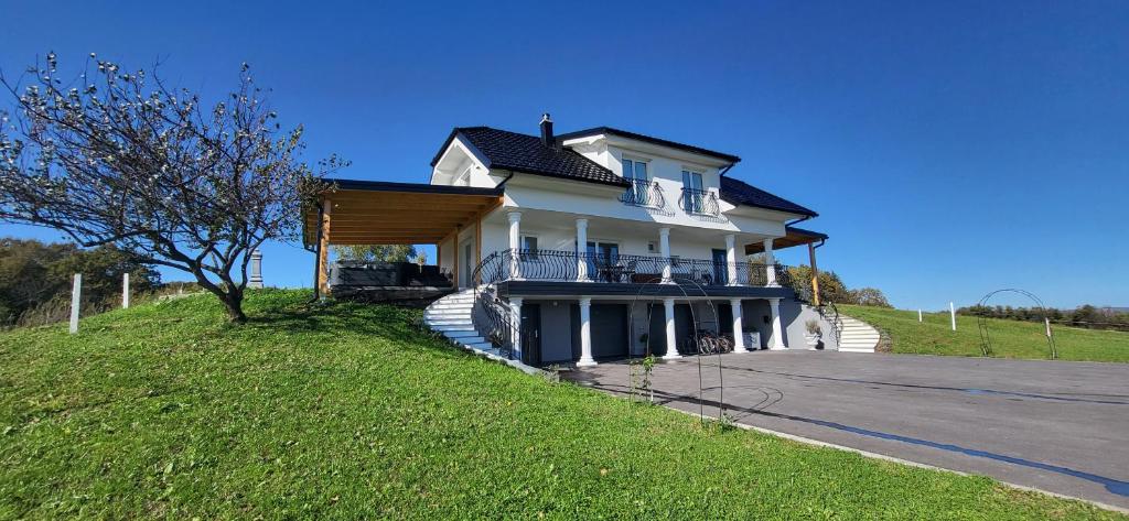 Villa Hojnik photo 1