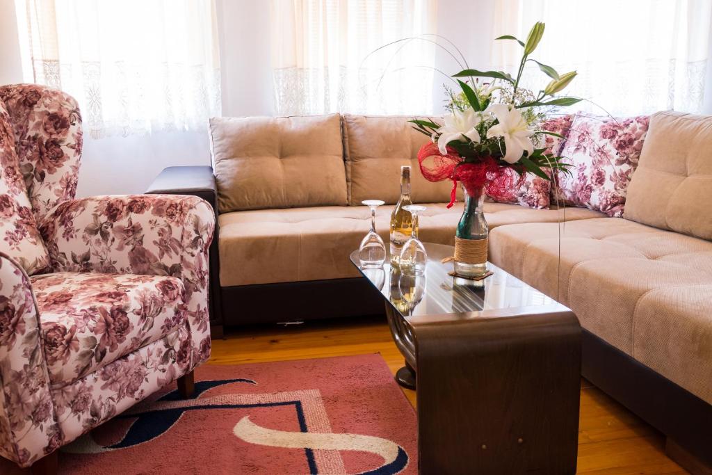 Guest House Luxotel photo 1