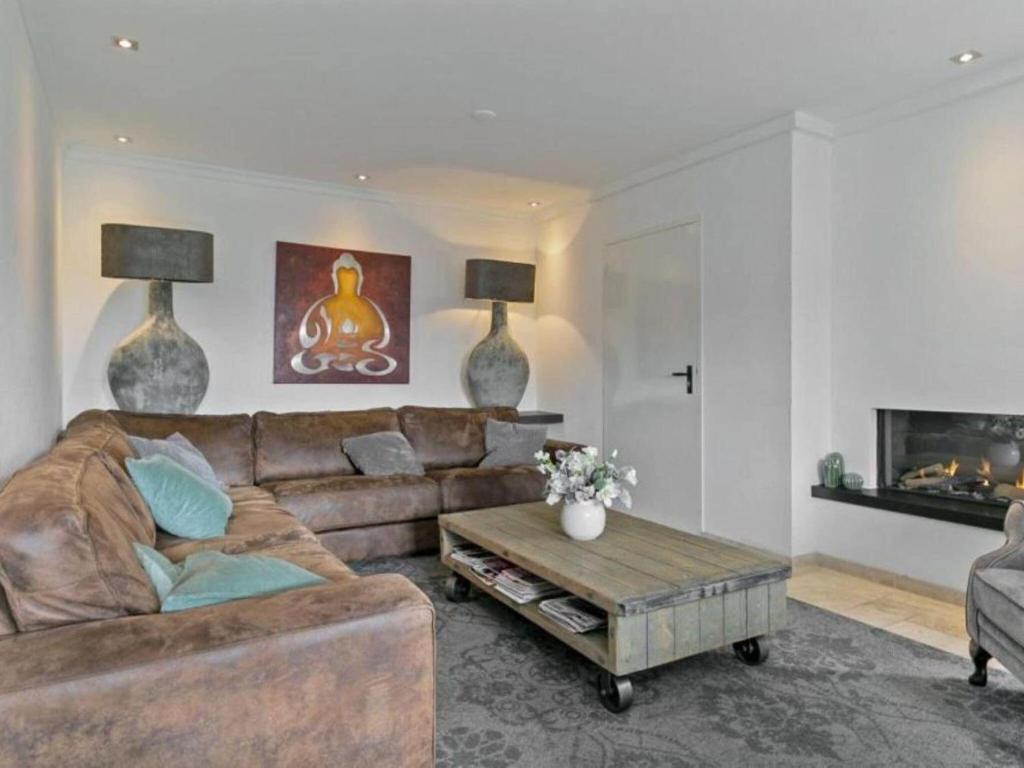 Villa with garden in green surroundings near Zeewolde photo 1