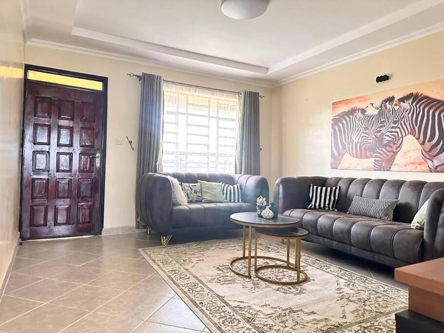 Luxurious 2 bedroom penthouse-Fully Furnished photo 1