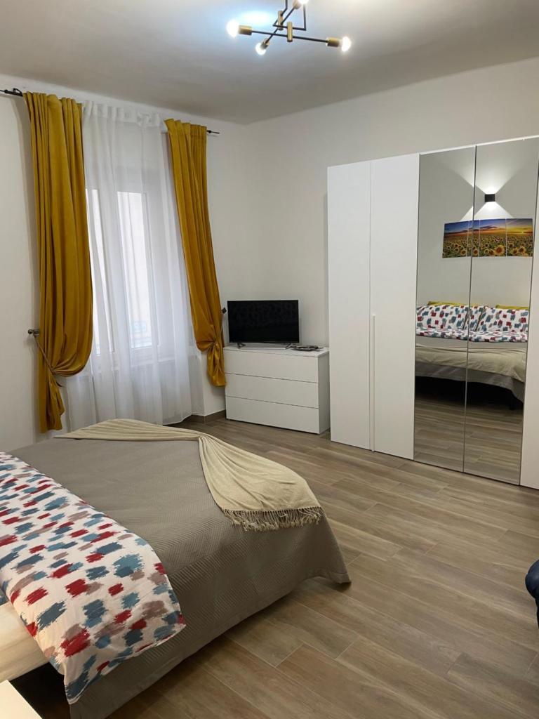 Savonarola residence photo 2