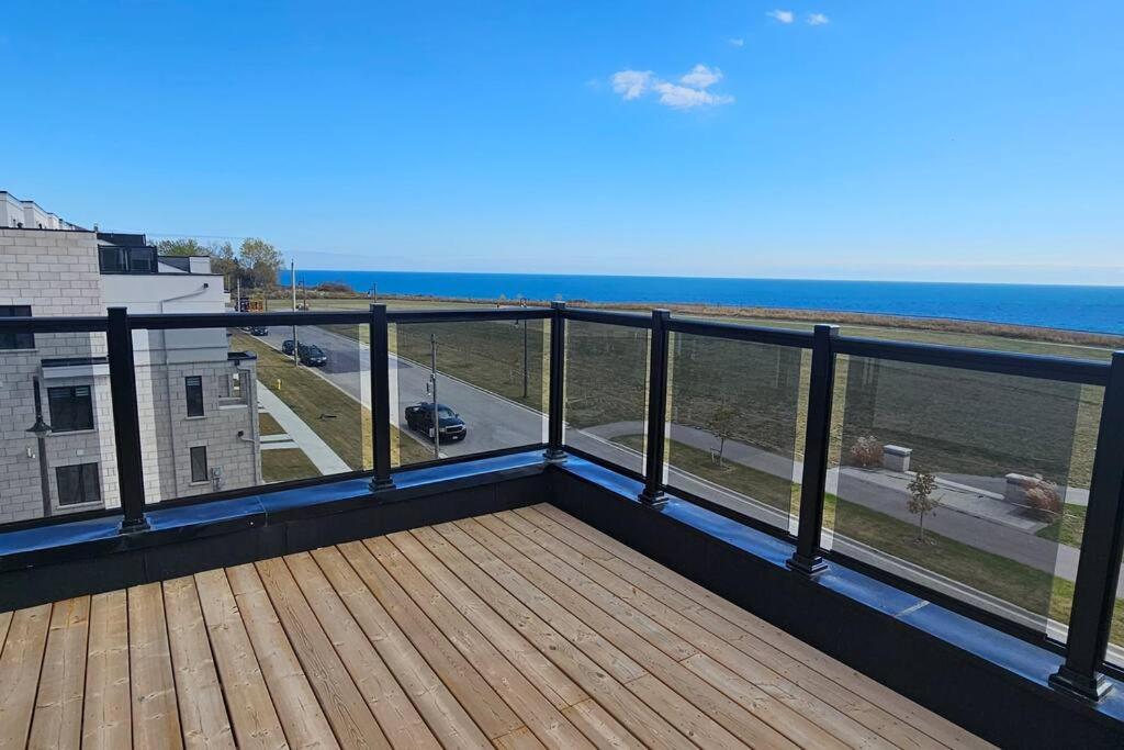 Lakehouse with Rooftop View