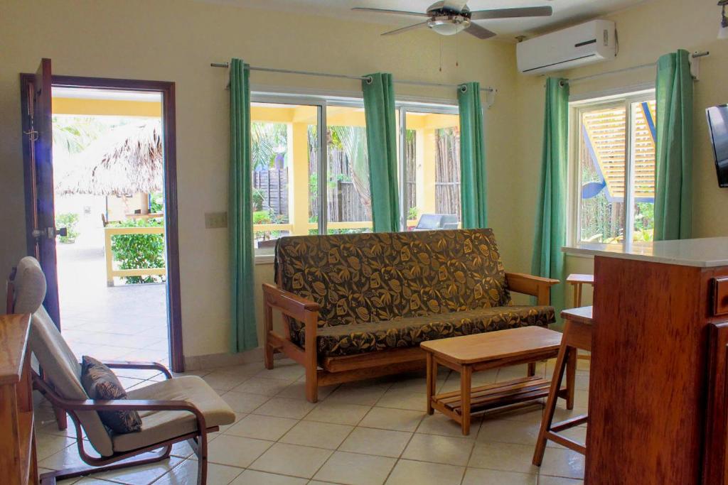 Casa Palma Placencia photo 1