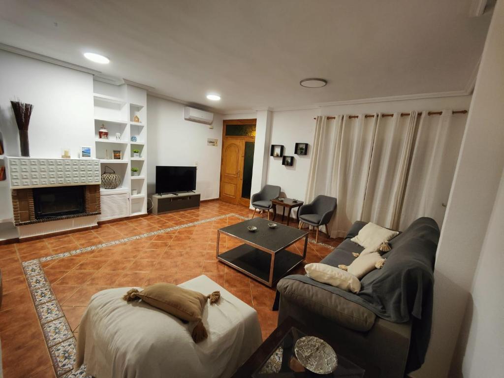 Bungalow familiar con piscina photo 1