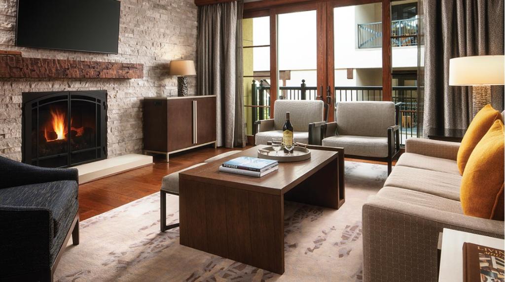 VAIL RITZ Carlton 3BD photo 2