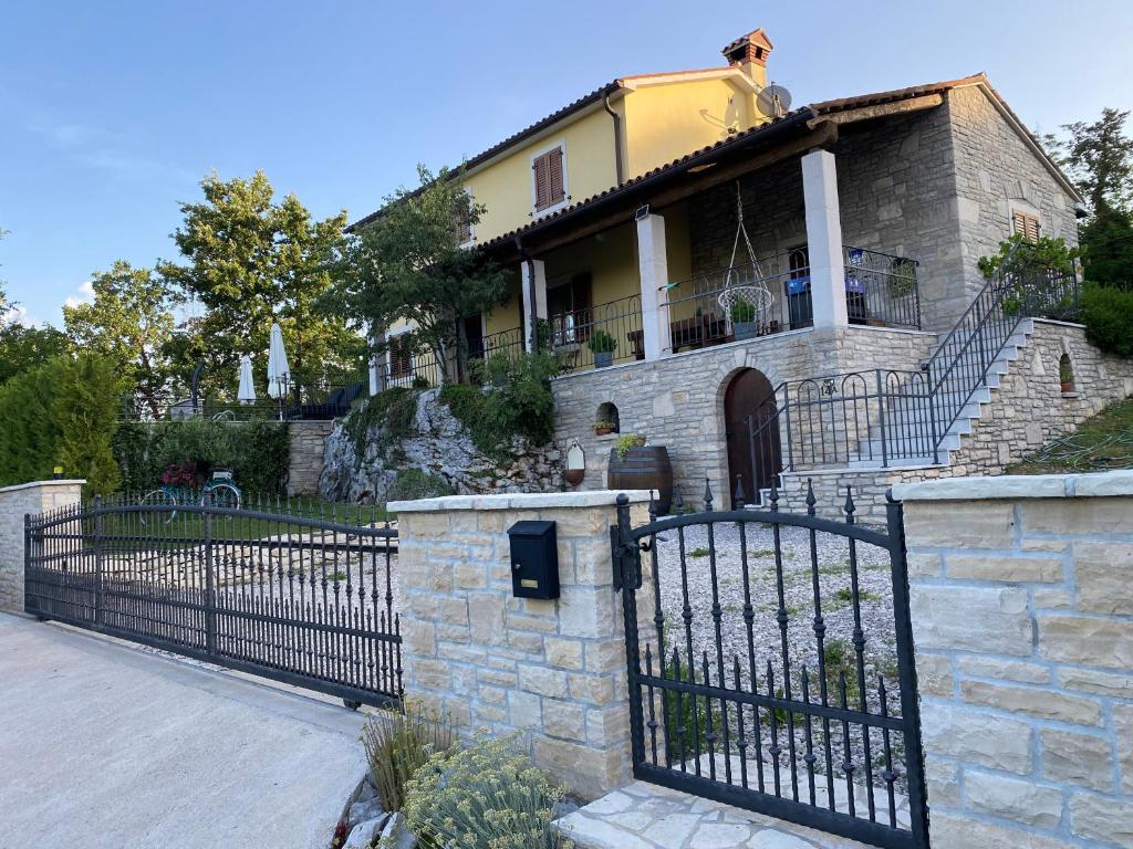 Villa Gogli with private pool in Rabac Labin photo 2
