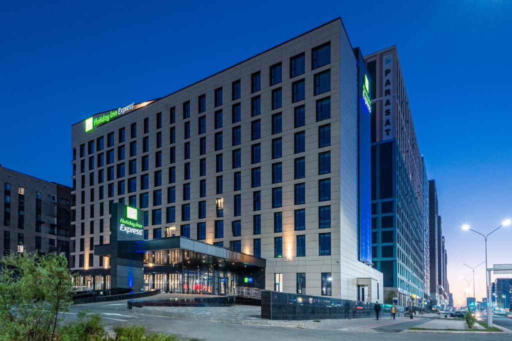 Holiday Inn Express - Astana - Turan, an IHG Hotel photo 1