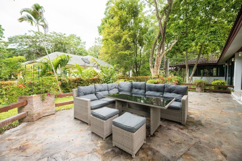 Khao Yai Log House photo 2