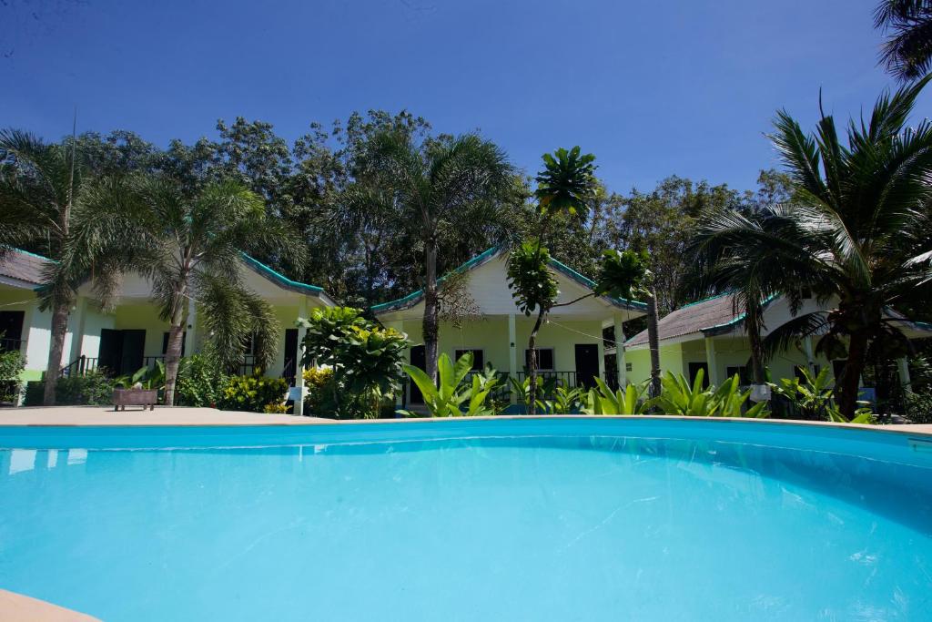 Sea View Resort photo 2