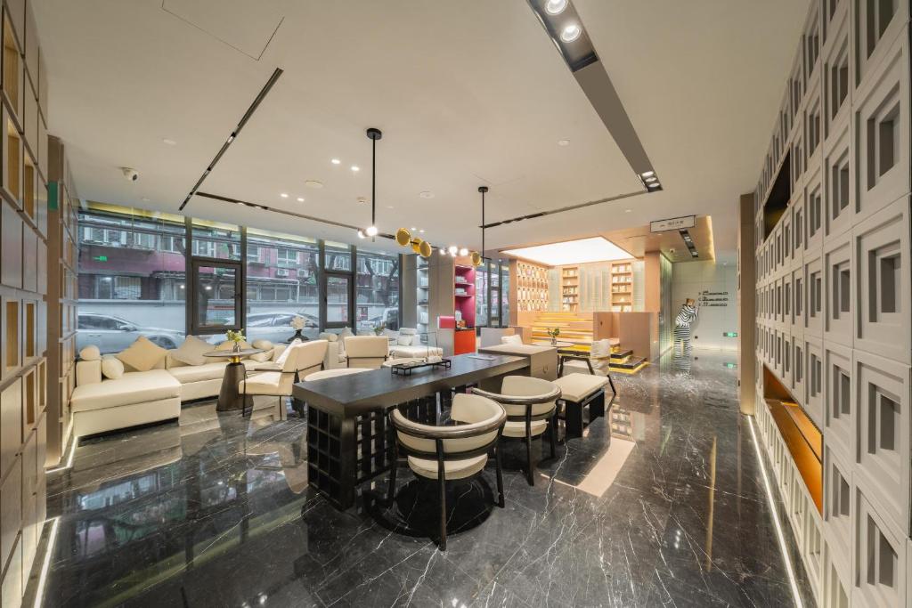 Atour Hotel Beijing Guomao Tuanjie Lake photo 1
