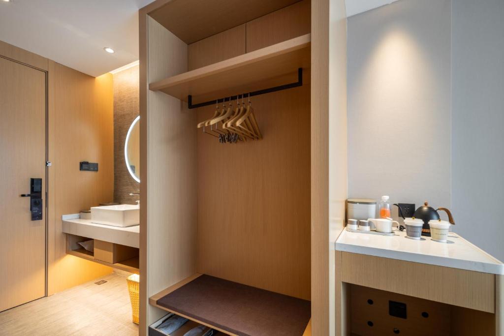 Atour Hotel Taizhou Linhai Taizhou University photo 1