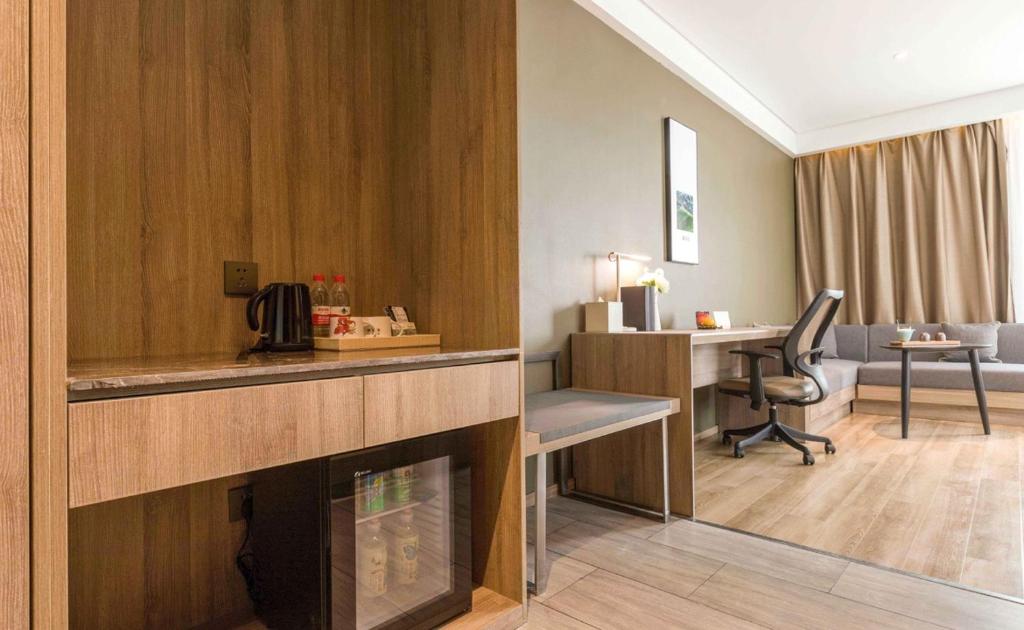 Atour Hotel Xining East Kunlun Road photo 1