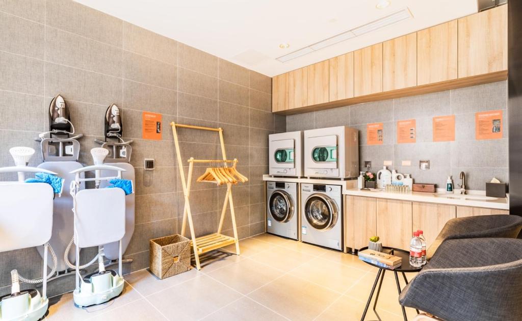 Atour Hotel Jinan Zhangqiu Century Avenue photo 2