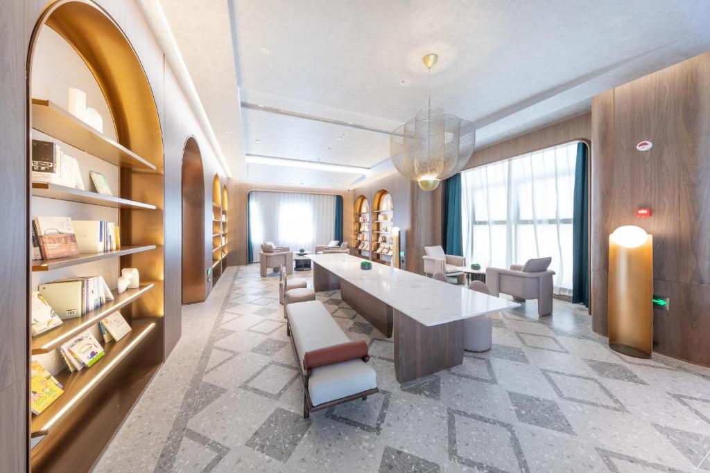 Atour Hotel Qingdao Laoshan Shilaoren Beach photo 2