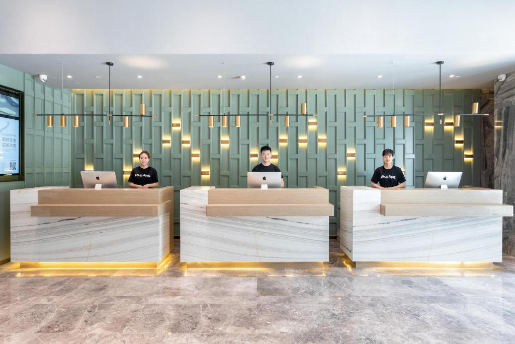 Atour Hotel Wuhan Tiandi Hankou Jiangtan photo 1