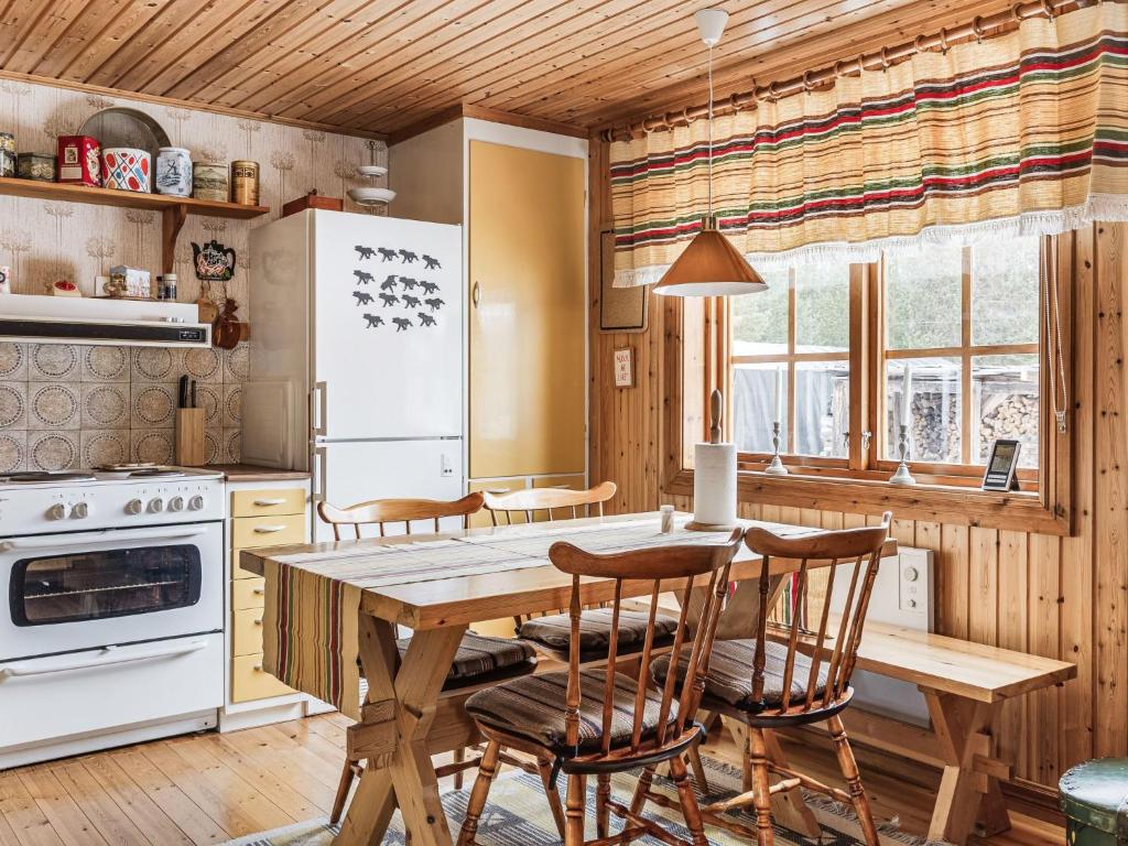 Chalet Norrskensstugan - NBO010 by Interhome photo 3