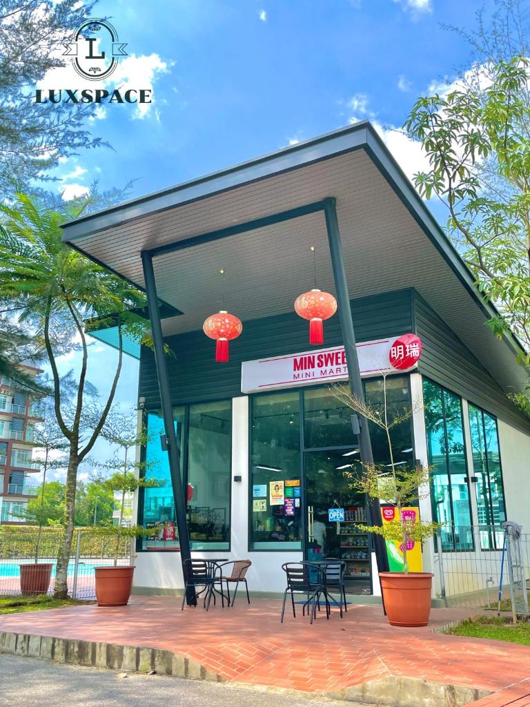 Kuching Near Batu Kawa Cozy Apartment P Residence photo 1