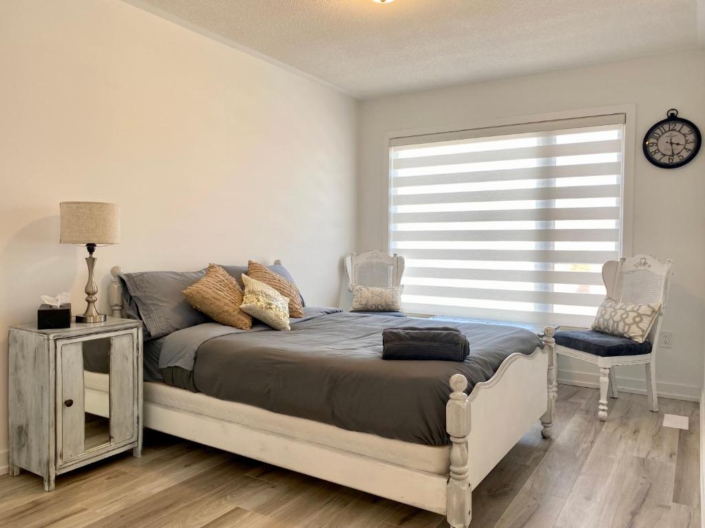 3 Bedroom Well-designed Townhouse in Whitby photo 3
