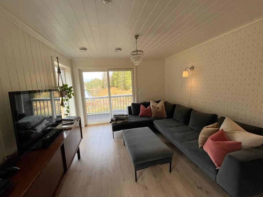 Beautiful Private Villa with Lake View and Boat photo 3