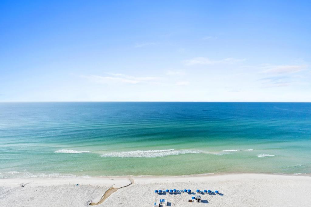 Grand Panama Beach Resort #1808-1 by Book That Condo photo 1