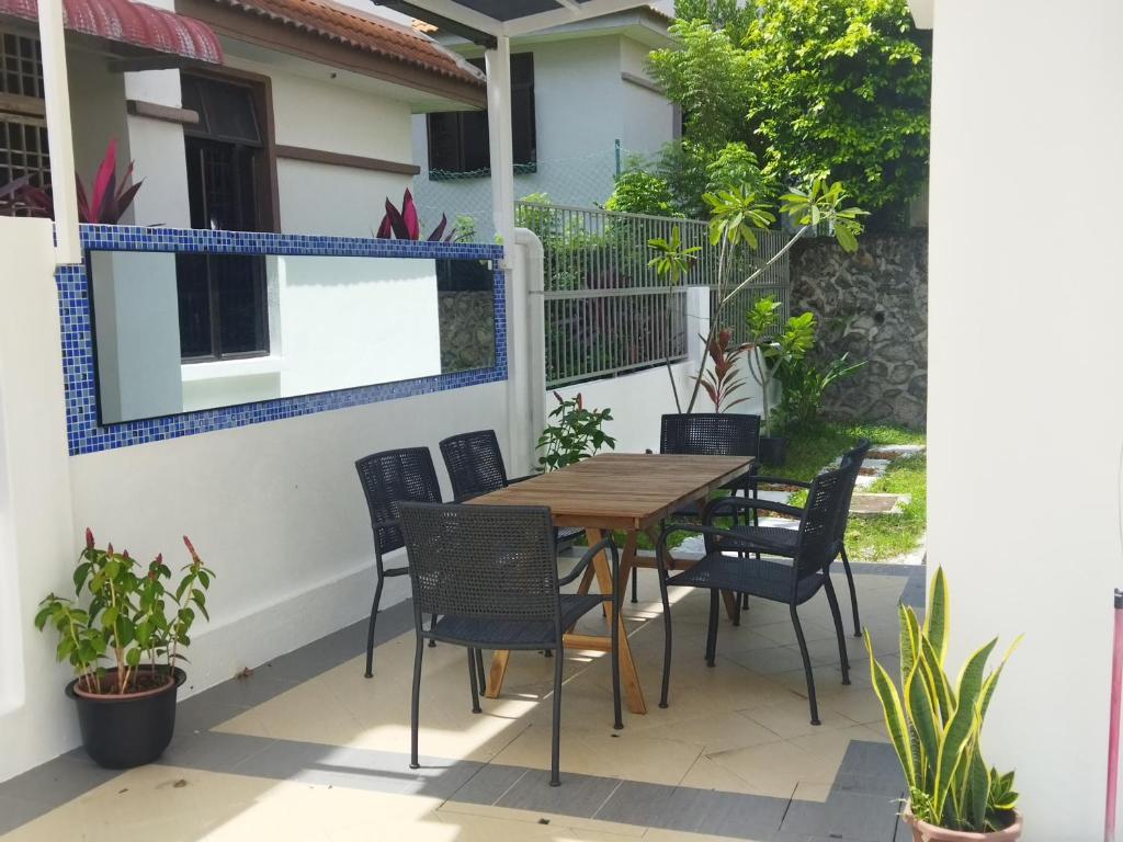 Pinang Beach Home @ Ferringhi photo 1