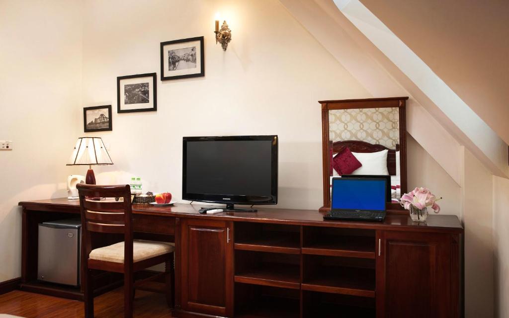 Двухместный (Двухместный номер Делюкс с 2 отдельными кроватями), Hanoi Golden Moon Hotel