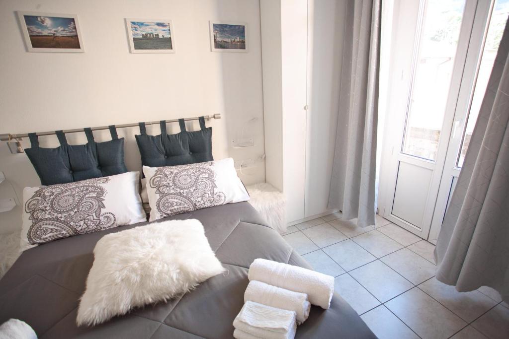 Room in shared apartment, near Lecco photo 2