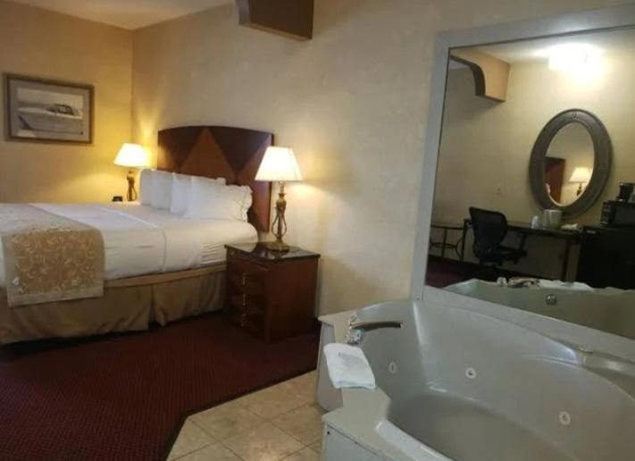Victory Suites photo 3