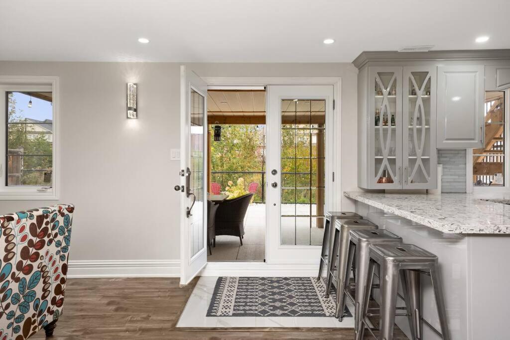 Walk-out Basement with Private Entrance photo 1