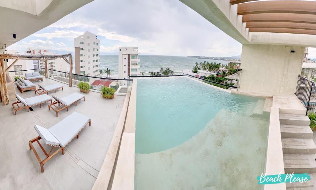 Arenka - 2BR w Private Pool & Sunset Rooftop photo 4