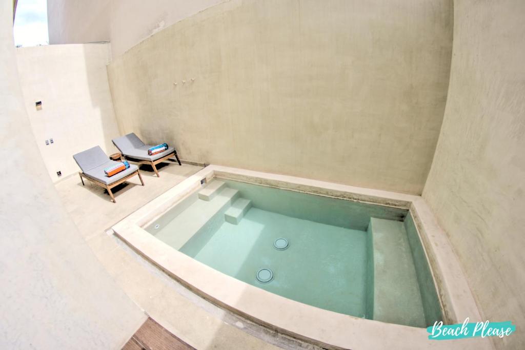 Arenka - 2BR w Private Pool & Sunset Rooftop photo 2