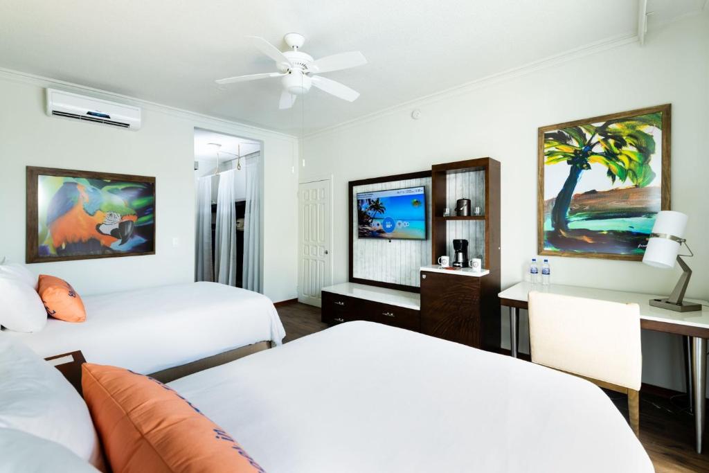 Margaritaville Beach Resort Playa Flamingo photo 3