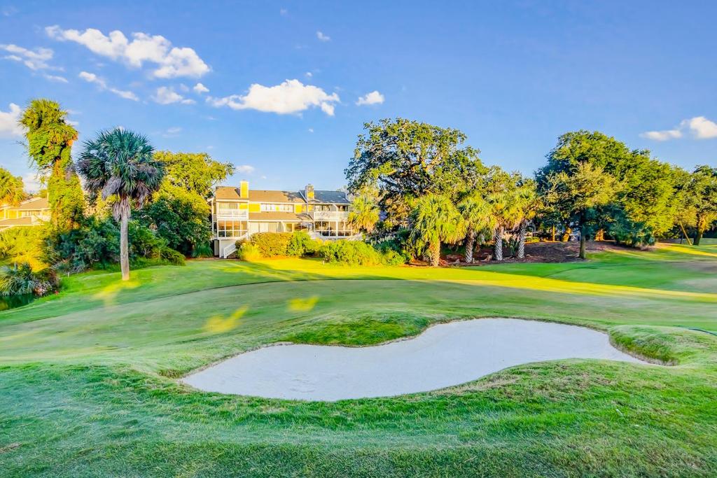 18 Fairway Dunes photo 2