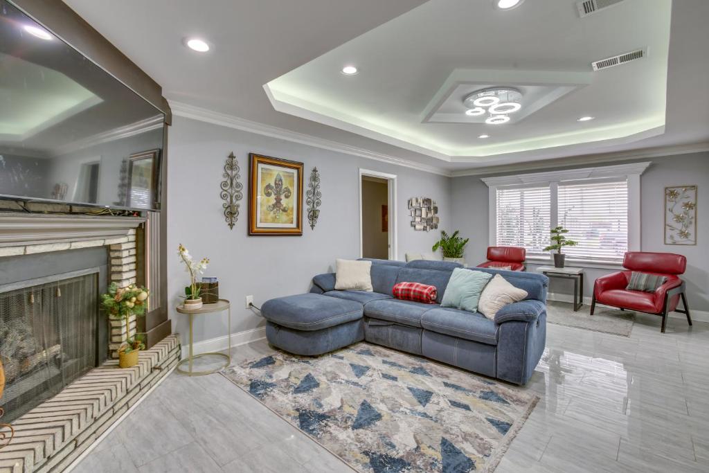 Eclectic Westwego Retreat with Sunroom and Patio! photo 3